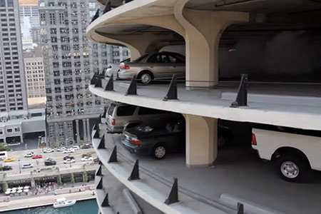 WATCH: Here's how cars are parked at Marina City 